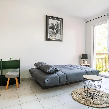 Studio Les Tamaris Apartman *